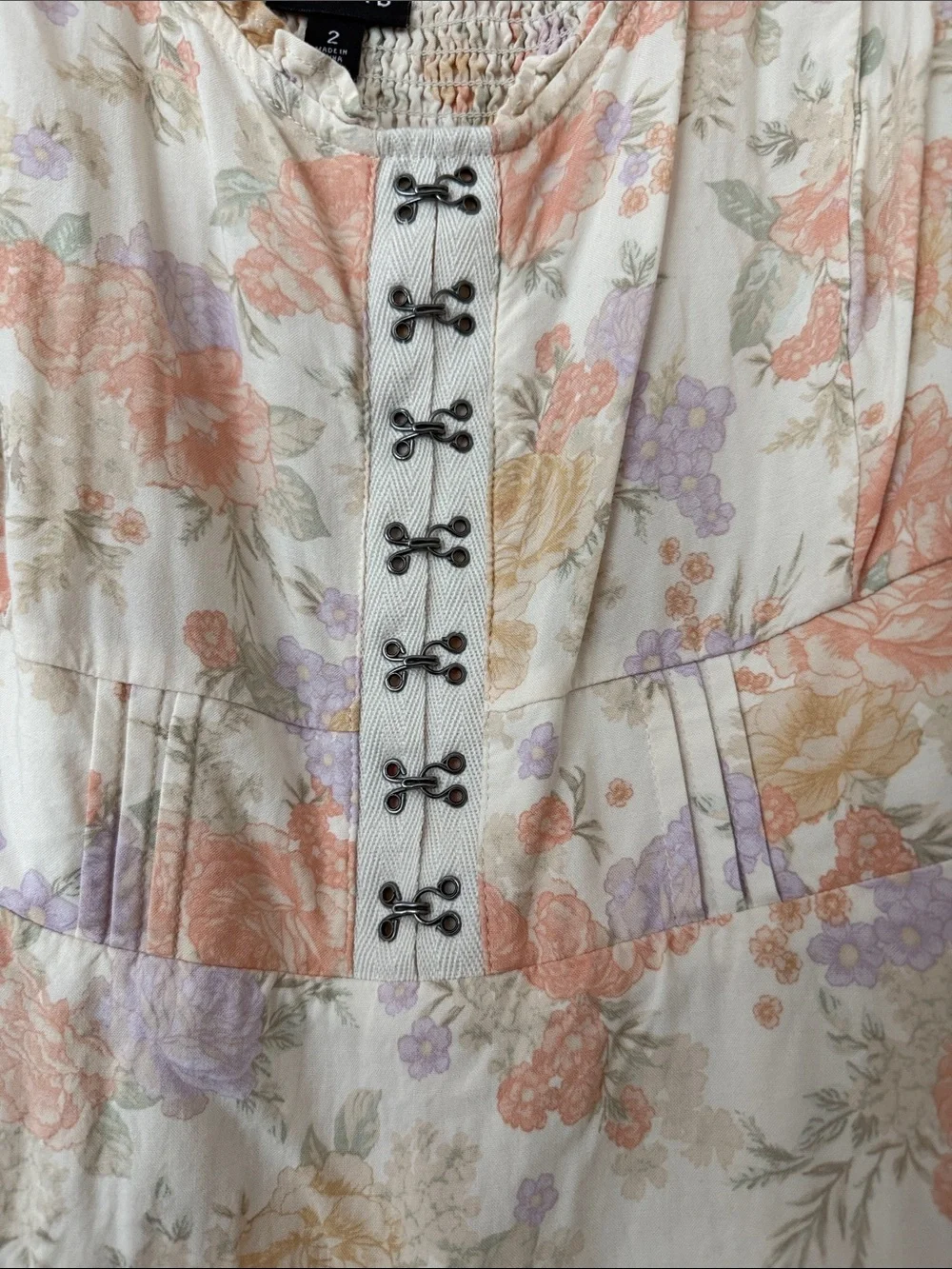 Torrid. 2X.   Cream Floral Tie-Back Scoop Tank with Pastel Orange & Lavender
